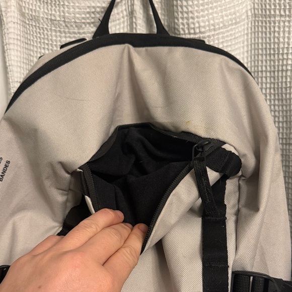 Adidas White and Brown Backpack - Picture 5 of 9